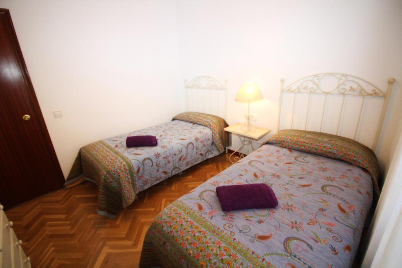Ferienwohnung Alojamiento Adelfas Madrid Exterior foto